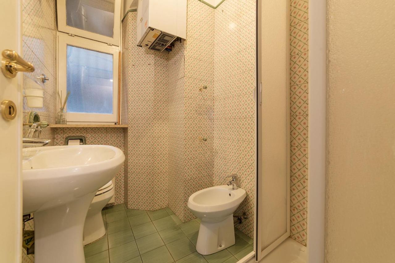 Trastevere & Ponte Sisto Cozy Flat Rom Exterior foto